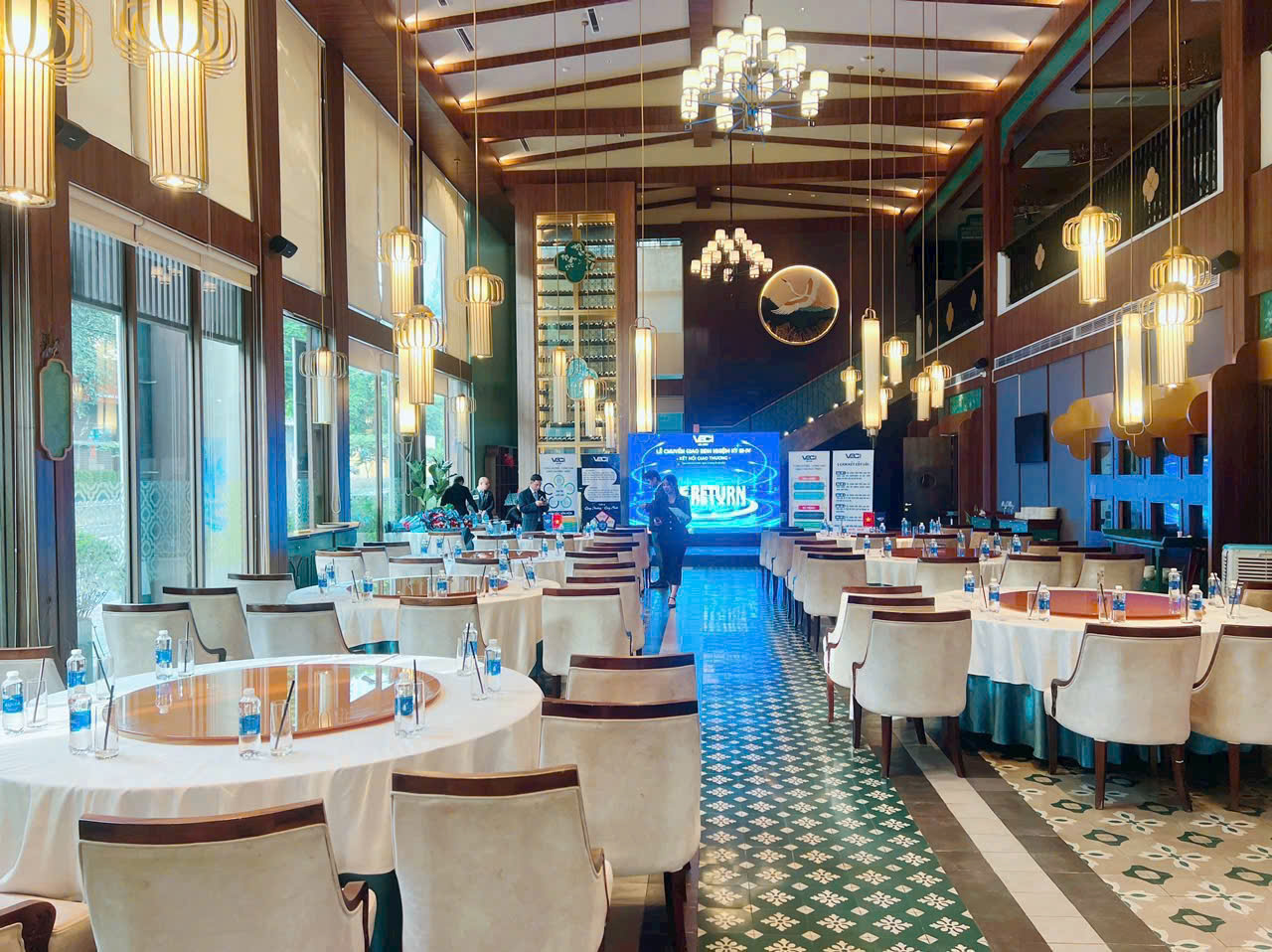 Nhà hàng Quảng Đông sang trọng